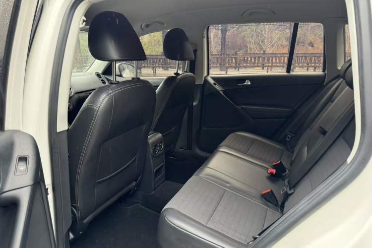 Used Volkswagen Tiguan L 2017 300TSI Automatic Two-Wheel Drive Silk Road Luxury Edition