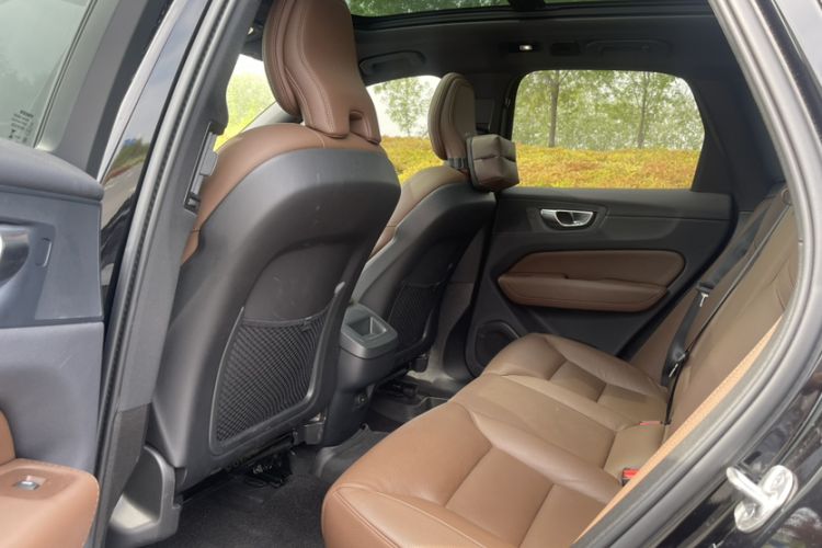 Used Volvo XC60 2025 B5 Four-Wheel Drive Smart & Advanced Luxury Edition Interior 2