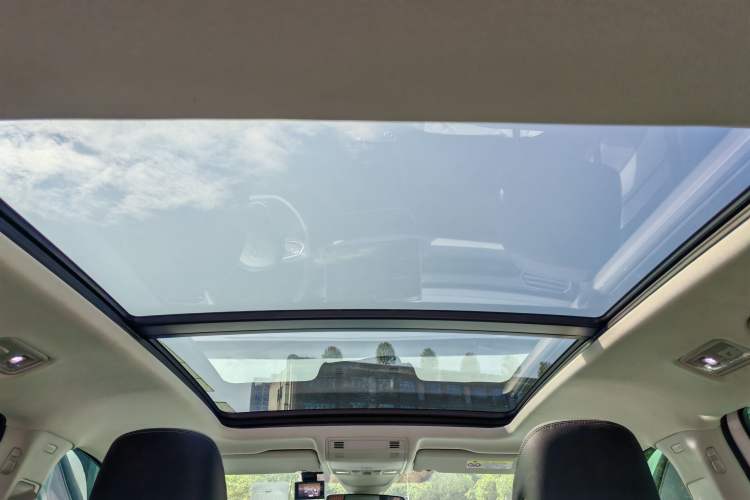 Used Volkswagen Tayron 2024 330TSI Two-Wheel Drive Luxury Plus Advanced Version
