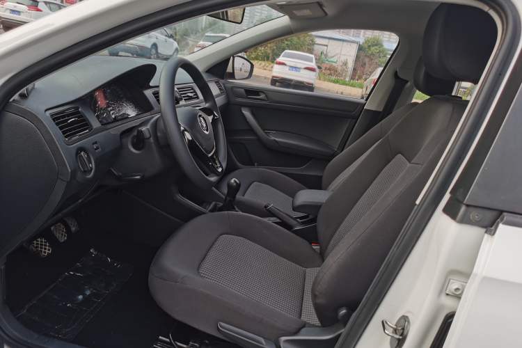 Used Volkswagen Santana 2019 1.5L Manual Fashion Edition China VI Standard