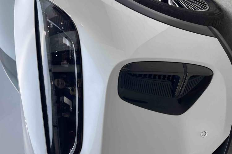 Used Chery Fengyun T9 2024 120 Long-Range Luxury Version 7 Seats Ternary Lithium
