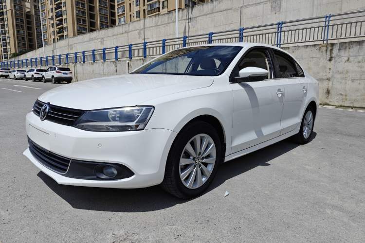 Used Volkswagen Sagitar 2014 1.4TSI Automatic Luxury Model