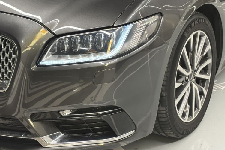 Used Lincoln Continental 2017 2.0T Two-Wheel-Drive Luxury Edition
