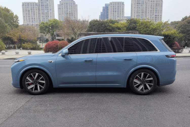 Used Li Auto L8 2023 Max model