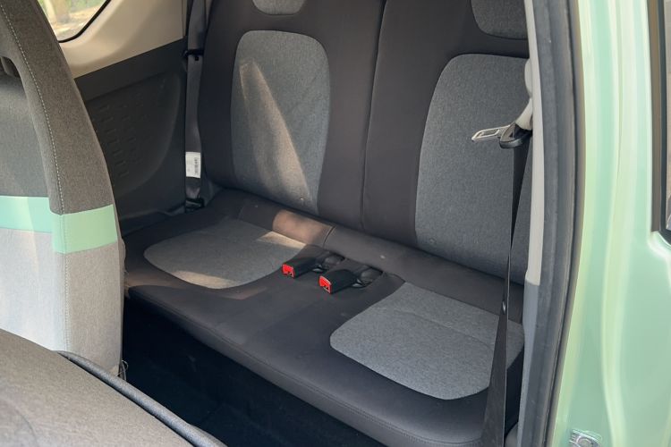 Used Wuling Hongguang MINIEV 2021 Macaron Fashion Model Lithium Iron Phosphate Left Rear Seat