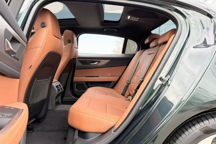 Used Jaguar XEL 2023 2.0T 250 PS R-DYNAMIC S Advanced Sport Edition Interior 3