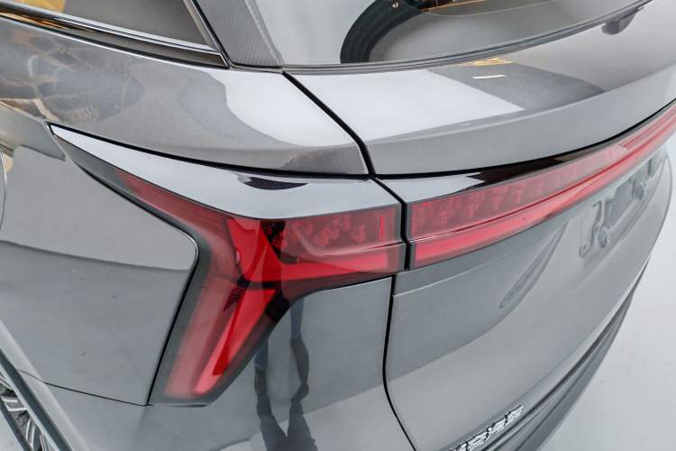 Used Changan CS75 PLUS 2024 3rd Generation Champion Edition 1.5T Intelligent Drive Dynamic Model