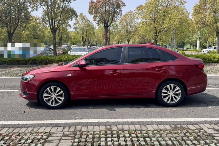 Used Buick GT 2018 18T Automatic Elite Model Exterior 3