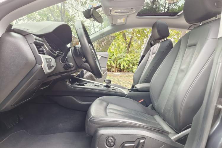 Used Audi A5 2019 Sportback 40 TFSI Fashion Model Left Front Seat