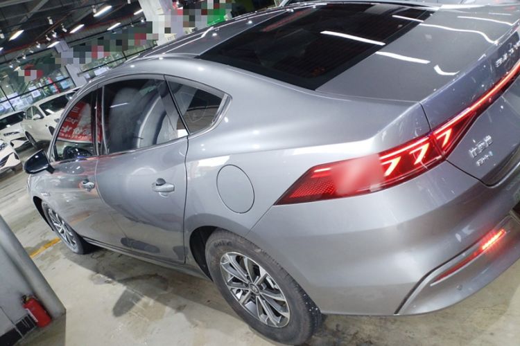 Used BYD Qin PLUS 2024 HONOR Edition DM-i 55KM Leading Model

