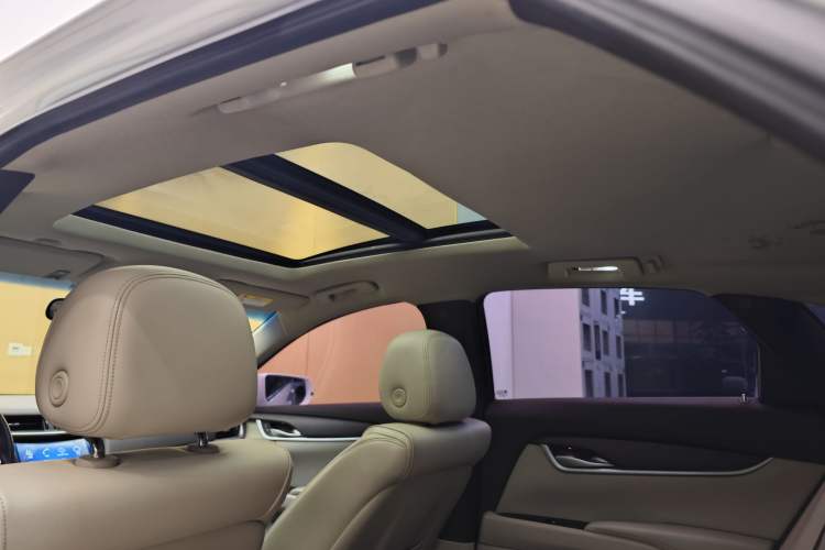 Used Cadillac XTS 2015 28T Comfort Model