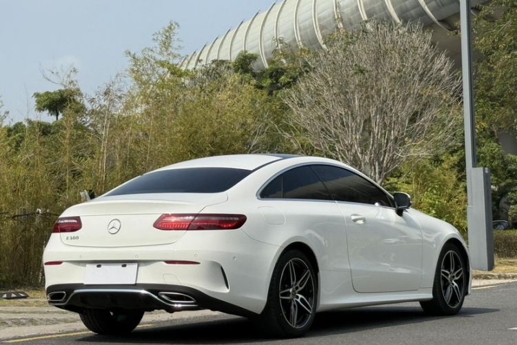 Used Mercedes-Benz E-Class 2018 E 300 Coupe
