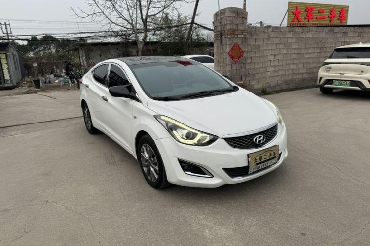 Used Hyundai Elantra (5th Generation / Langdong) 2016 1.6L Automatic Smart Version Exterior 1
