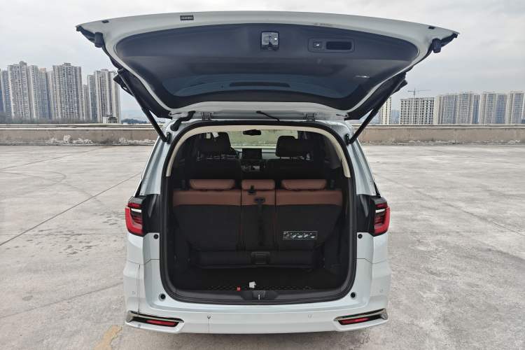 Used Honda Odyssey 2022 2.0L eHEV Sharp Supreme Edition