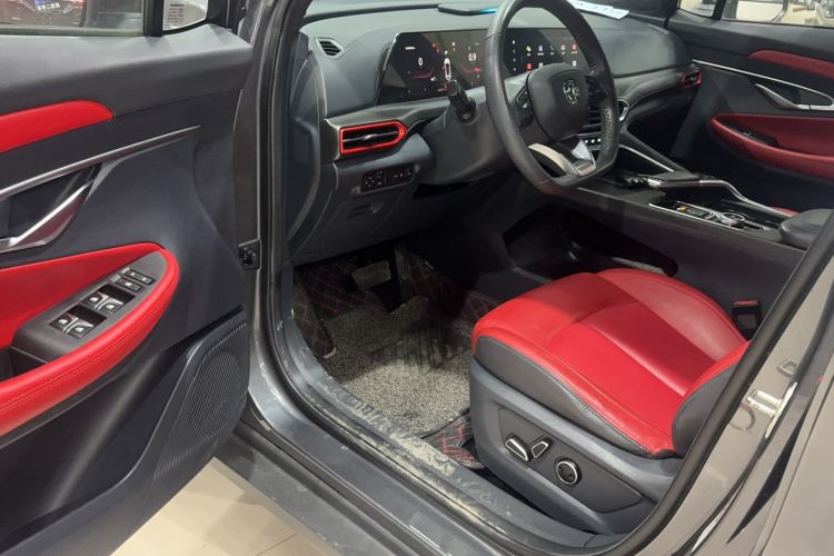 Used Changan UNI-T 2020 1.5T Flagship Version
