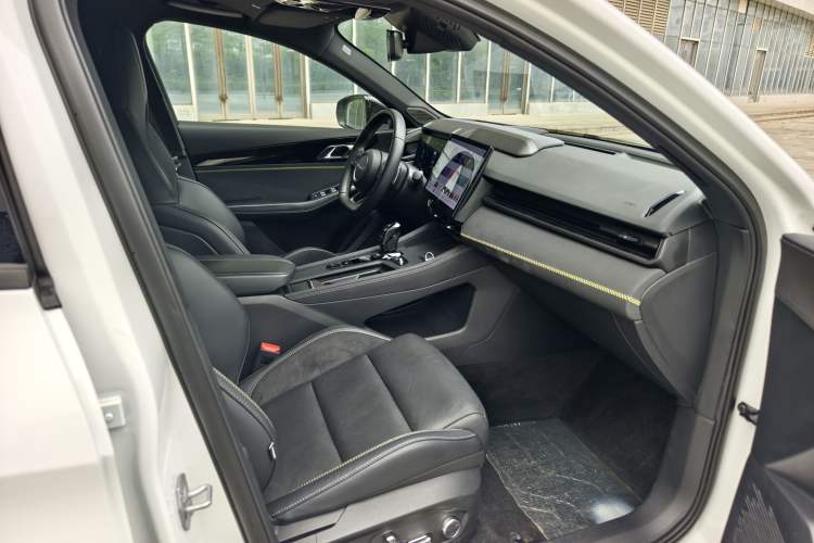 Used Lynk & Co 03 2023 2.0TD DCT H-Power Halo
