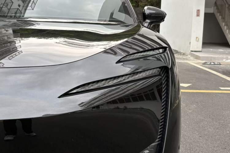 Used Avatr 11 2025 Ultra Extended-Range Edition Left Front Headlight