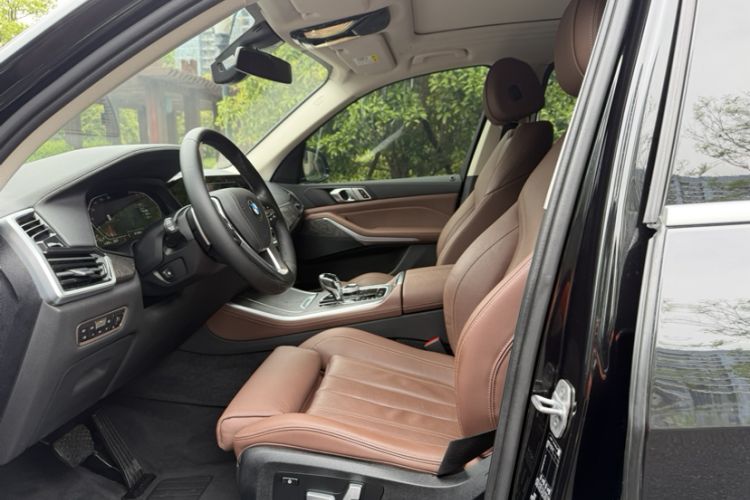 Used BMW X5 2019 xDrive30i X Design Package Interior 2