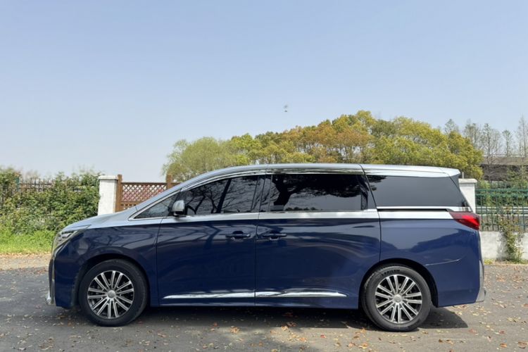 Used GAC Trumpchi M8 2021 Lingxiu Series 390T Deluxe Edition Exterior 2