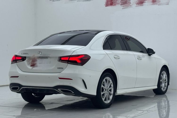 Used Mercedes-Benz A-Class 2022 Restyled A 200 L Sport Sedan Fashion Version Exterior 7