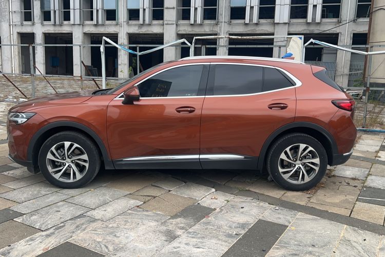 Used Buick Envision 2020 Encore S 652T Two-Wheel Drive Luxury Model
