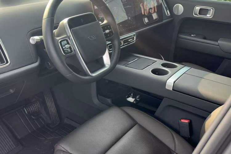 Used Li Auto L9 2022 Max model
