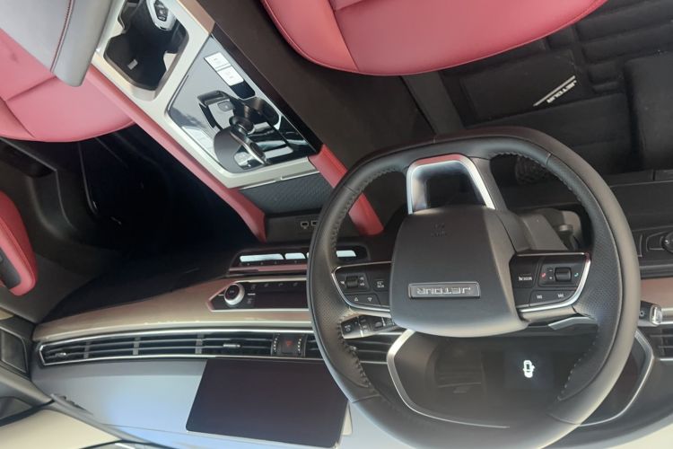 Used JETOUR X70 2025 1.5T DCT Overdrive PRO 5-Seater