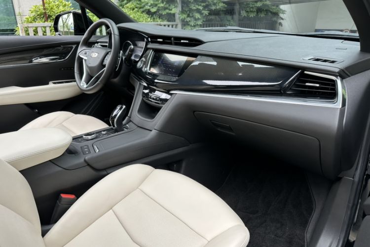 Used Cadillac XT6 2020 28T Six-Seater Luxury Sporty Enjoy-the-Comfort Safety Edition