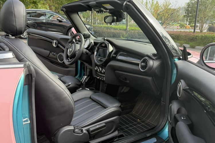 Used MINI MINI 2019 1.5T COOPER CABRIO Temptation Edition
