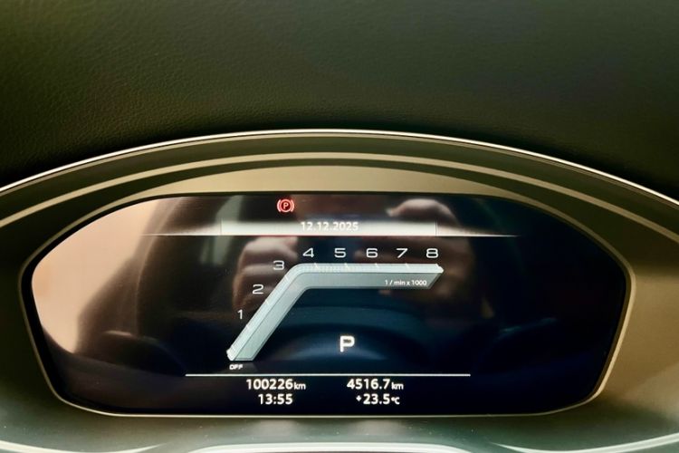 Used Audi SQ5 2021 3.0 TFSI quattro Odometer Close Up