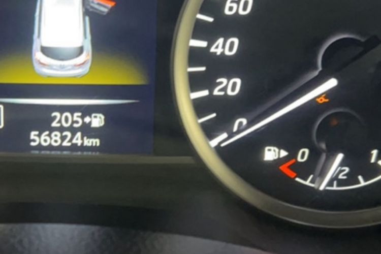 Used Nissan Tiida 2021 1.6L CVT Smart Drive Edition Odometer Close Up