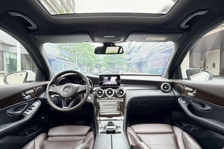 Used Mercedes-Benz GLC 2017 GLC 260 4MATIC Dynamic Edition
