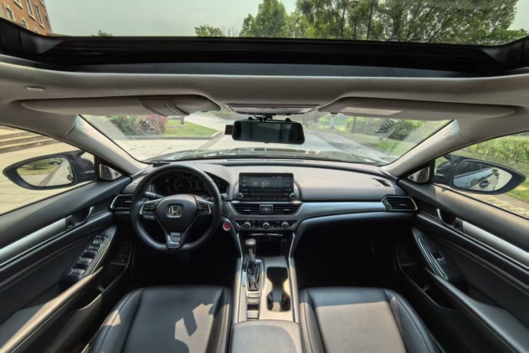 Used Honda Accord 2018 260TURBO Elite Edition China VI Headliner