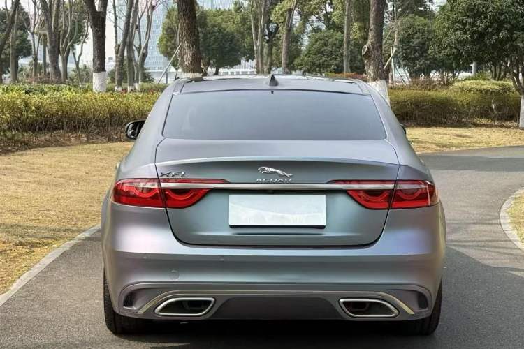 Used Jaguar XFL 2021 XFL 2.0T P200 Two-Wheel-Drive Elite Luxury Edition Exterior 5