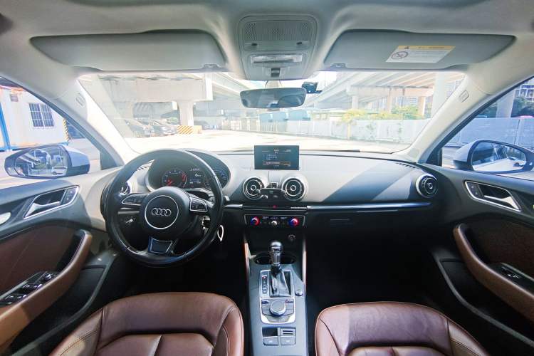 Used Audi A3 2016 Limousine 35 TFSI Style Edition Interior 1