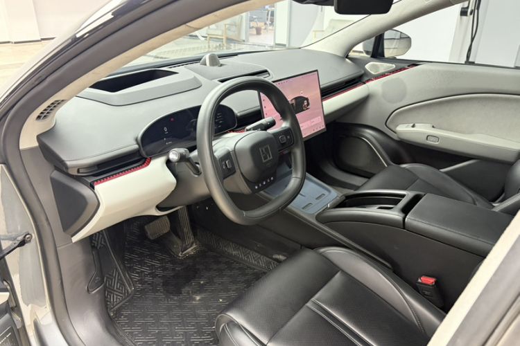 Used Zeekr 007 2024 Rear-Drive Enhanced Version 75 kWh Interior 1