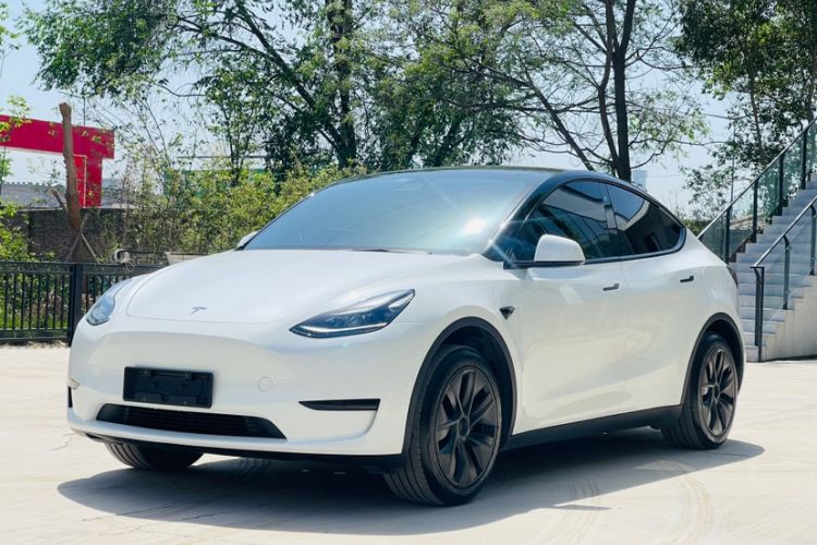 Used Tesla Model Y 2023 Rear-Wheel-Drive Version