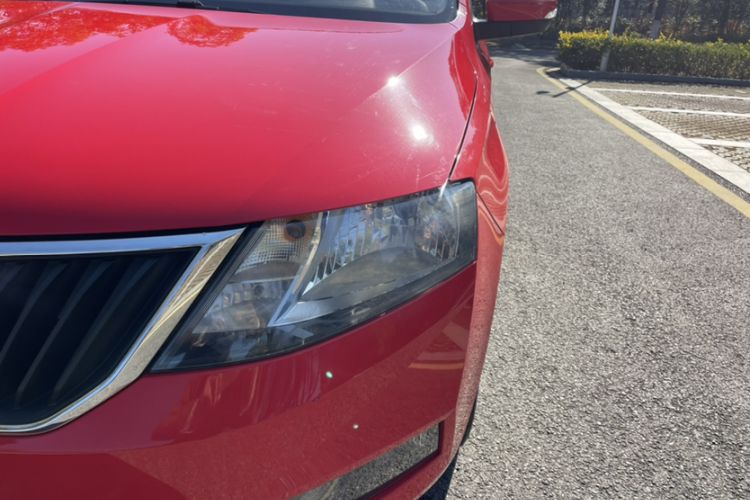 Used Skoda Rapid Spaceback 2019 Revised Version 1.5L Automatic Comfort Edition China VI Standard