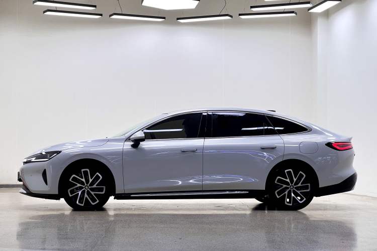 Used Baojun Enjoy 2025 Plug-in Hybrid 140km Luxury Edition
