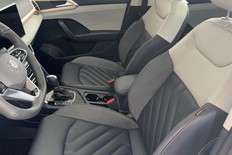 Used Volkswagen Tharu 2023 300TSI Two-Wheel-Drive Full Moon Edition
