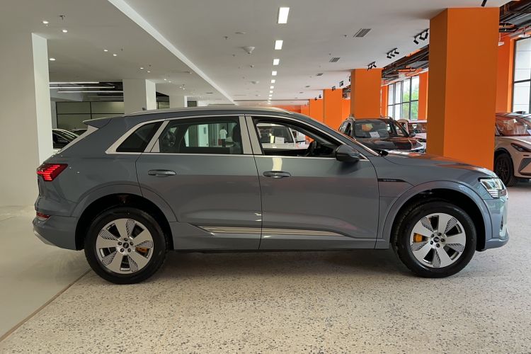 Used Audi e-tron 2021 50 quattro Luxury Edition
