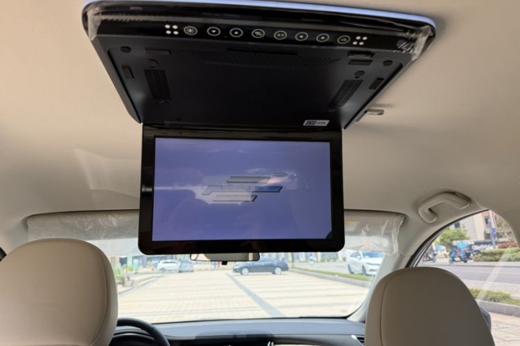 Used CHANGAN OSHAN Cosmos 2022 1.5T Automatic Business Model Interior 10