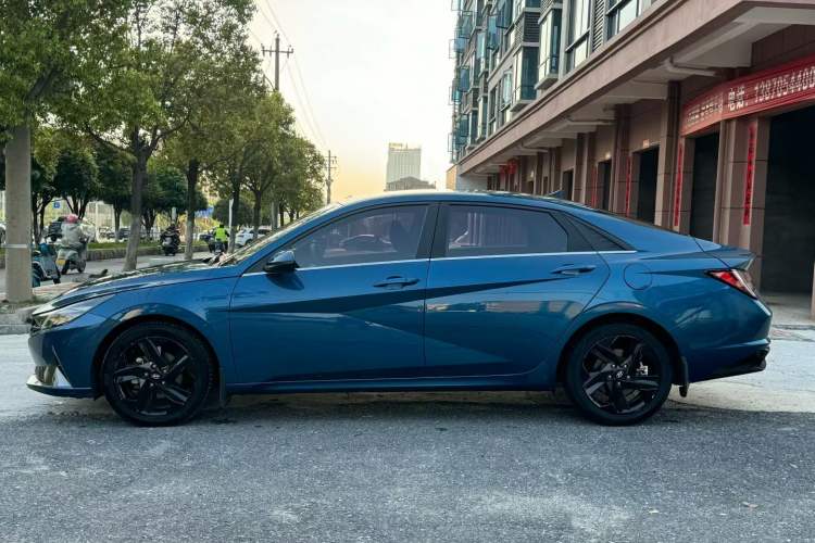 Used Hyundai Elantra 2021 1.5L CVT GLX Elite Edition