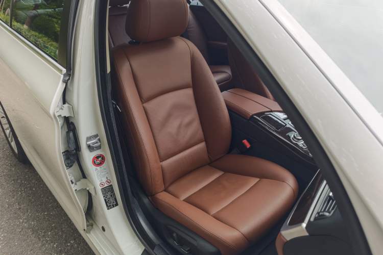 Used BMW 5 Series 2014 525Li Leading Model Right Front Seat