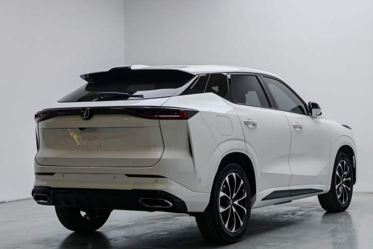 Used CHANGAN UNI-Z New Energy 2024 Blue Whale Smart Electric iDD 125km Excellence Model Exterior 6