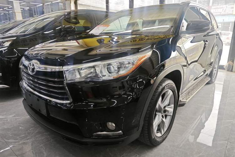 Used Toyota Highlander 2017 2.0T Four-Wheel Drive Luxury Edition 7 Seats