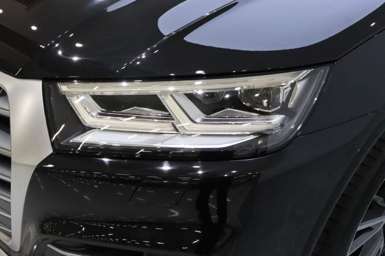 Used Audi Q5L 2020 Updated 40 TFSI Prestige Fashion Edition
