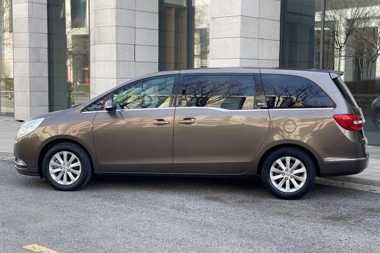 Used Buick GL8 2015 2.4L Luxury Business Premium Edition
