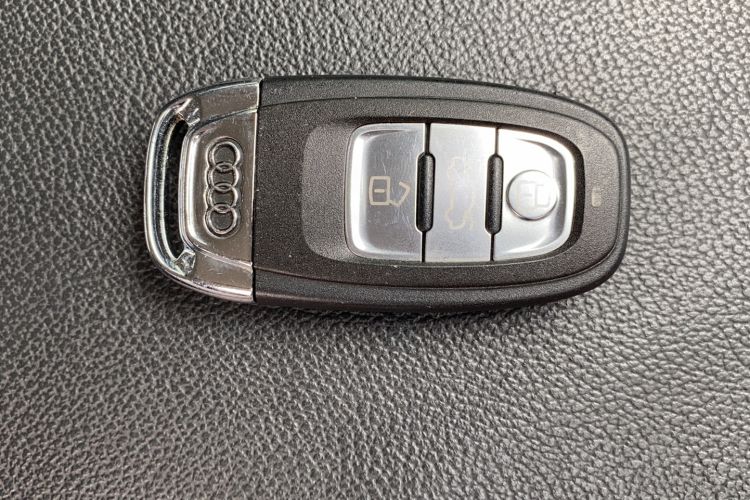 Used Audi A6L 2018 30th Anniversary Edition 35 TFSI Fashion Model Interior 8