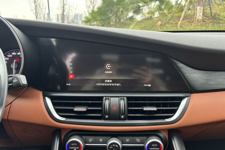 Used Alfa Romeo Giulia 2017 2.0T 280HP Luxury Edition